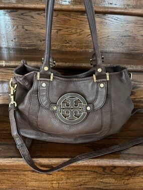 Tory Burch Amanda Brown Pebbled Leather Satchel Crossbody Bag Gold Logo